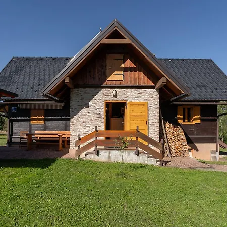 Chalet Mountain Hut Stara Hisa *