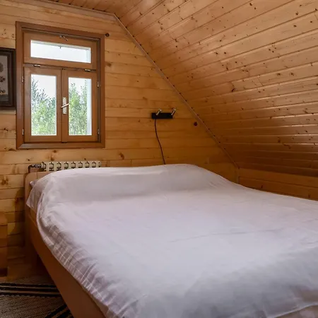 Mountain Hut Stara Hisa Kupjak