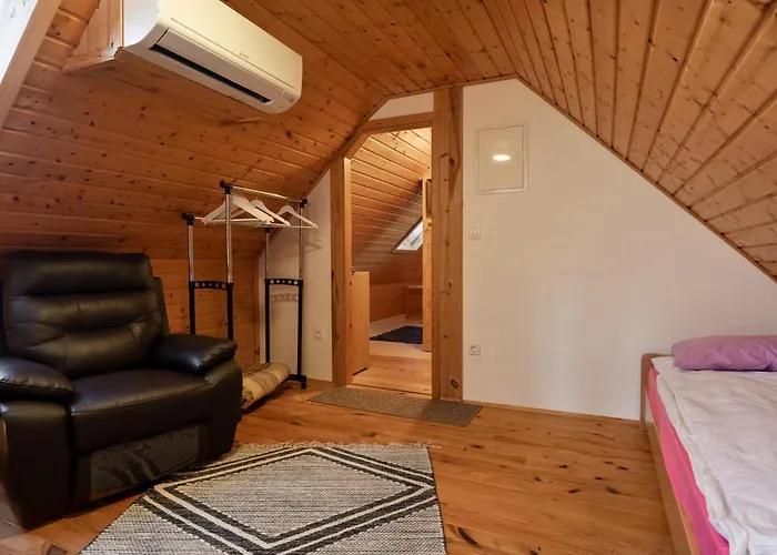 בקתה Mountain Hut Stara Hisa Kupjak